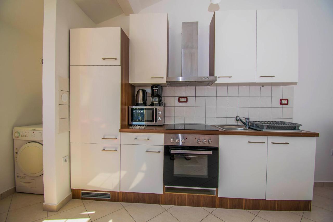 Apartments Relax Near Opatija Ngoại thất bức ảnh