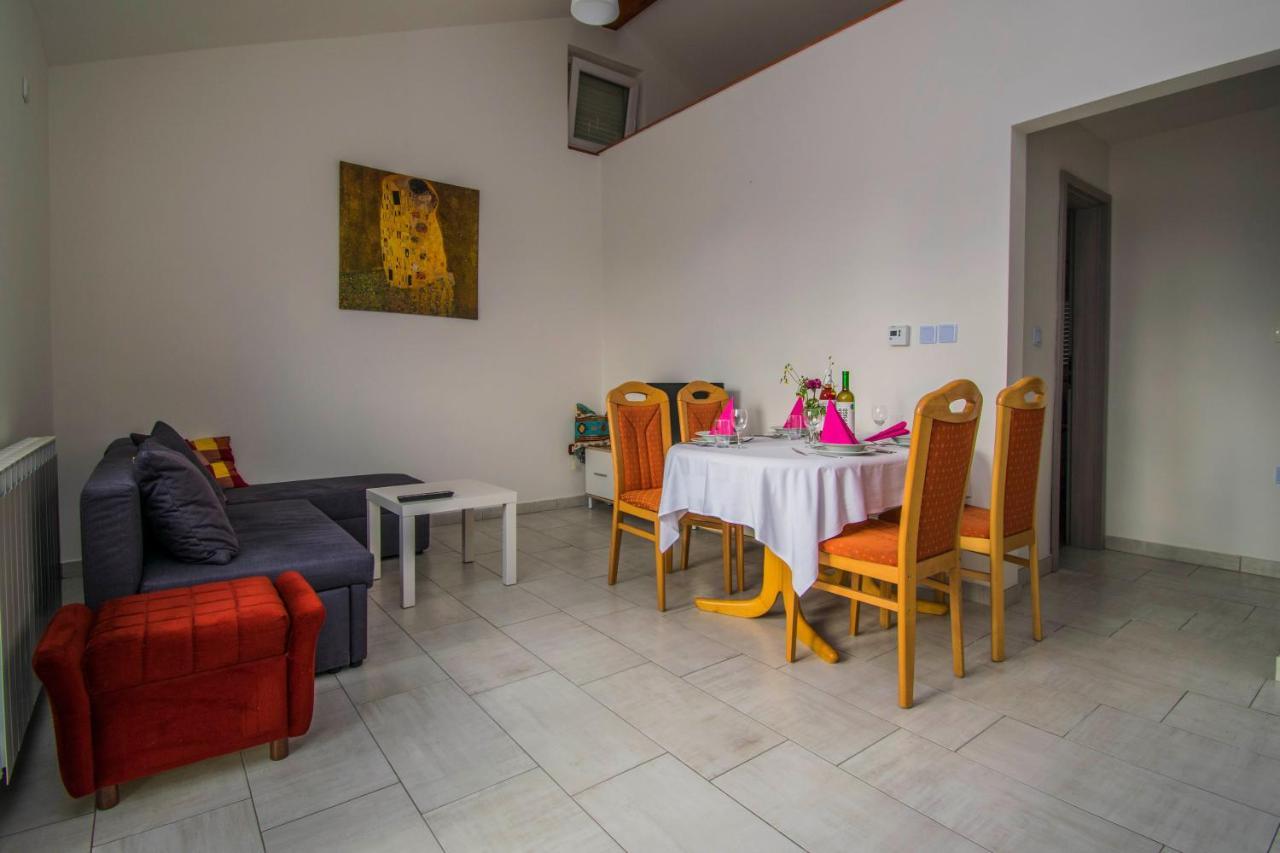 Apartments Relax Near Opatija Ngoại thất bức ảnh