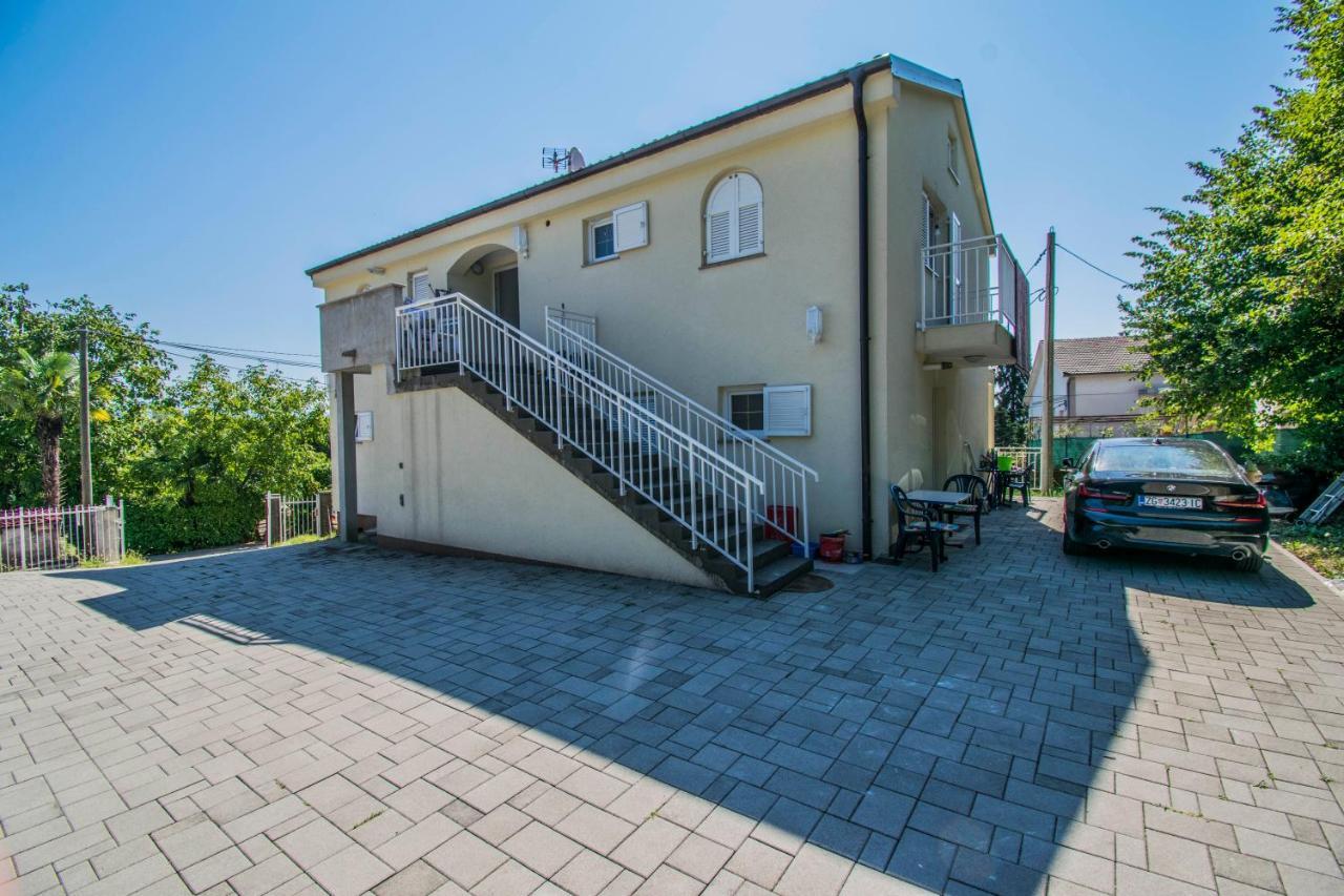 Apartments Relax Near Opatija Ngoại thất bức ảnh