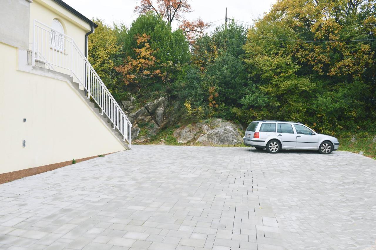 Apartments Relax Near Opatija Ngoại thất bức ảnh
